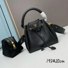 prada aaa qualite sac a main  pour femme s_11a2103